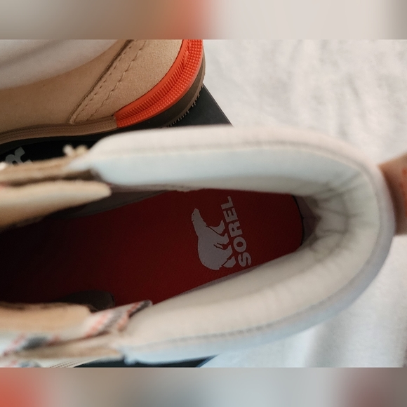 Sorel Hi-Line Hiker Boots Womens Size 5.5 NIB Tan Cream Orange - Picture 9 of 10